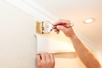 Pose de papier peint à Pouillé — revêtements muraux et toiles de verre